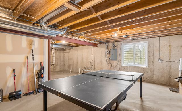 1220 Sears Circle, Elburn, IL 60119