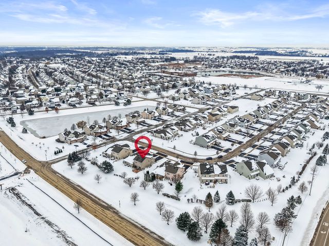 1220 Sears Circle, Elburn, IL 60119