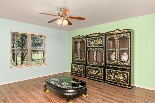 1143 CODY LN, Marion, TX 78124
