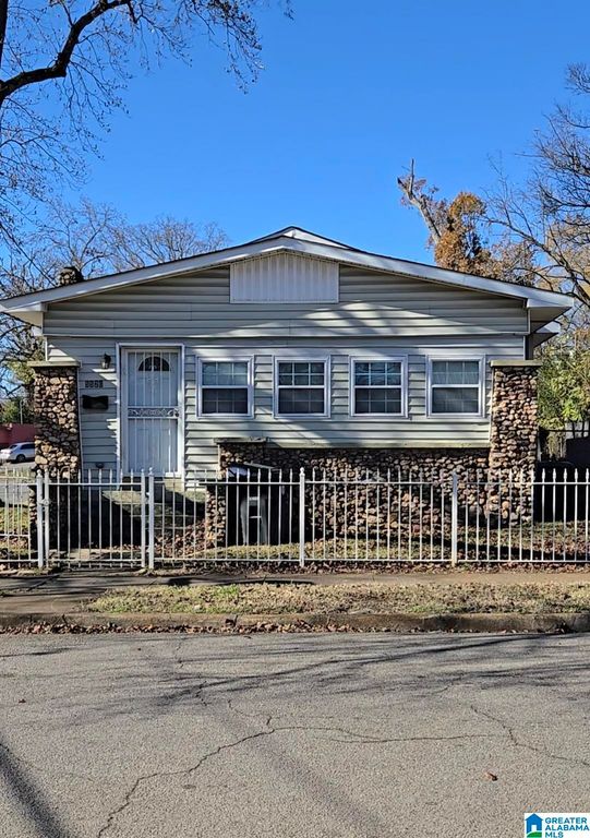 5520 COURT J, Birmingham, AL 35208