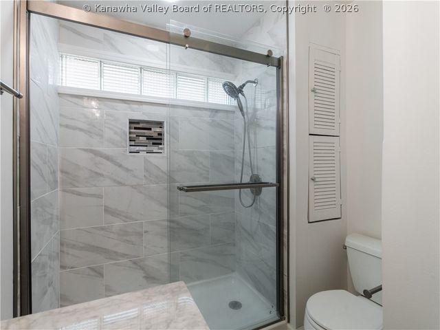 1212 Crown Drive, South Charleston, WV 25309