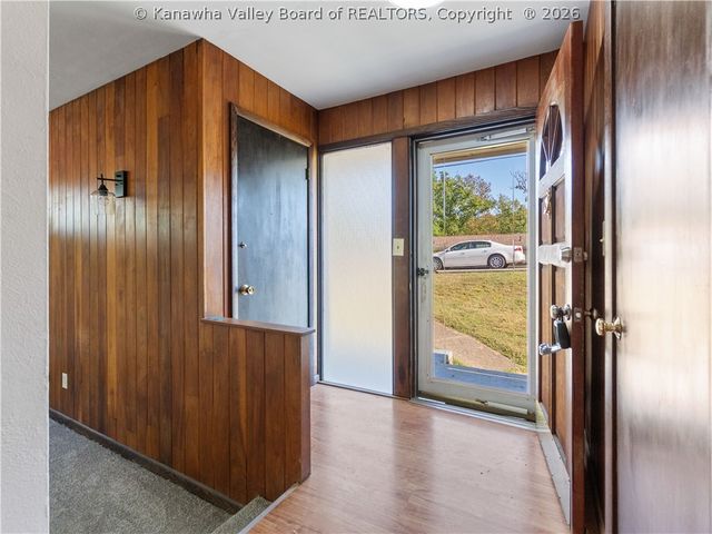 1212 Crown Drive, South Charleston, WV 25309