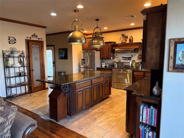 9633 SW 30th Street, Oklahoma City, OK 73179