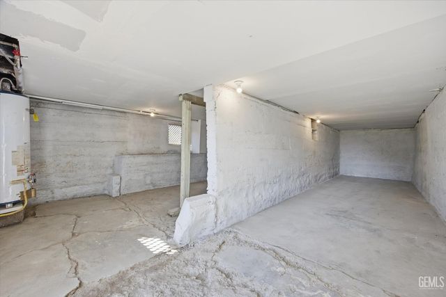 317 Columbus Street, Bakersfield, CA 93305