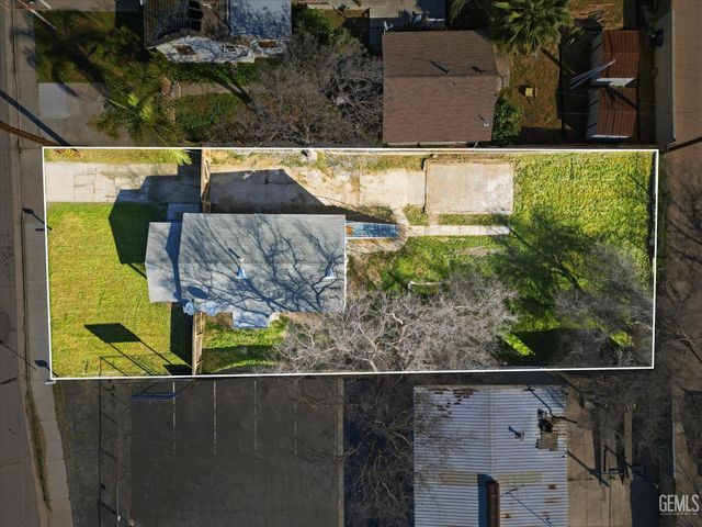 317 Columbus Street, Bakersfield, CA 93305