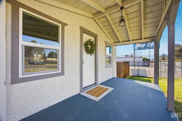 317 Columbus Street, Bakersfield, CA 93305