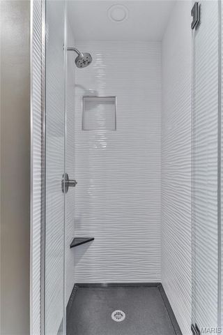 4909 Laclede Avenue 1201, St Louis, MO 63108