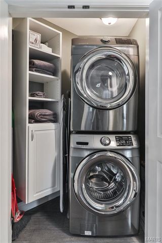 4909 Laclede Avenue 1201, St Louis, MO 63108