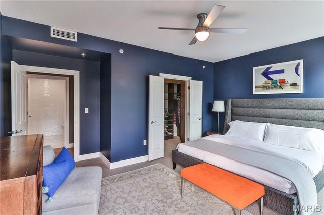 4909 Laclede Avenue 1201, St Louis, MO 63108