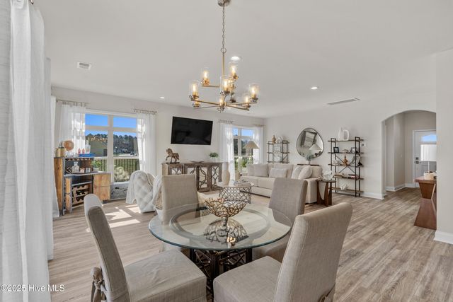 1060 Northbridge Court NW, Ocean Isle Beach, NC 28469