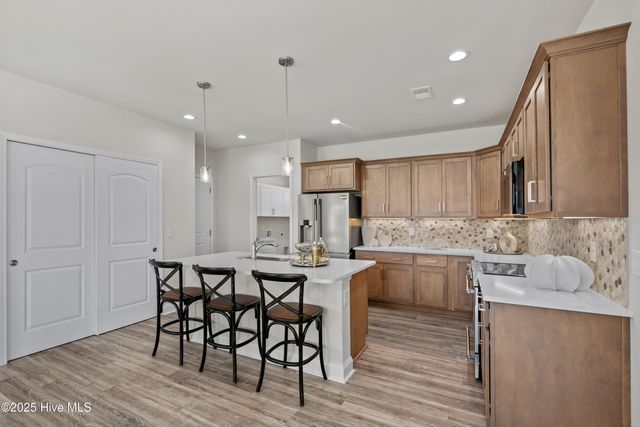 1060 Northbridge Court NW, Ocean Isle Beach, NC 28469