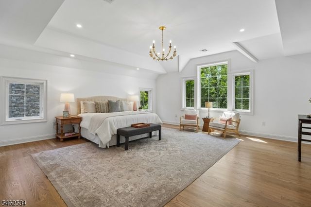 31 Verona Rd, New Providence Boro, NJ 07974