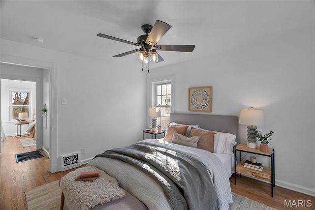 2800 Manderly Drive, St Louis, MO 63144