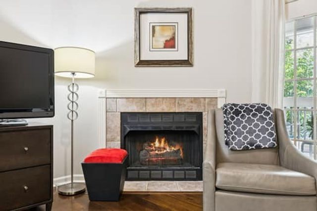 6820 Highway 70 S Apt 407, Nashville, TN 37221