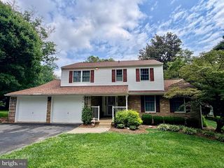 7405 HILLSIDE DR, Frederick, MD 21702