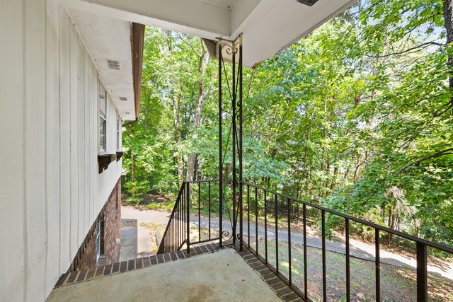 705 Scenic Drive, Rossville, GA 30741