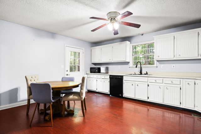 705 Scenic Drive, Rossville, GA 30741
