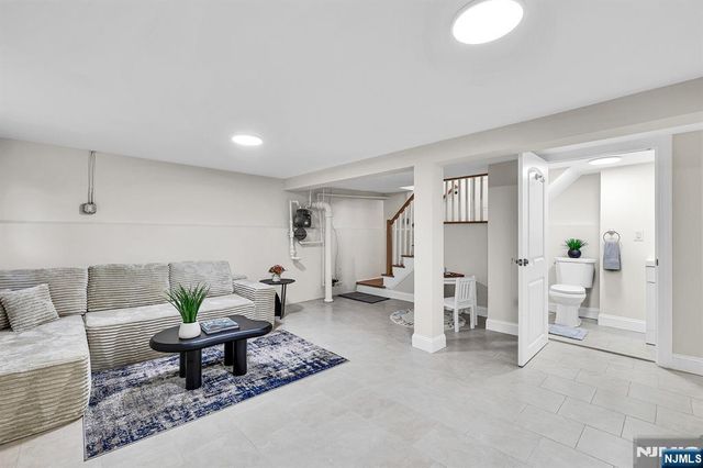 132 Argyle Place, Kearny, NJ 07032