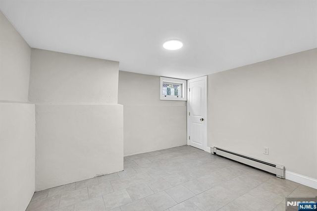 132 Argyle Place, Kearny, NJ 07032