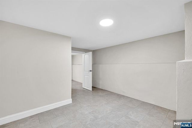 132 Argyle Place, Kearny, NJ 07032