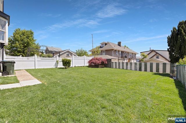 132 Argyle Place, Kearny, NJ 07032