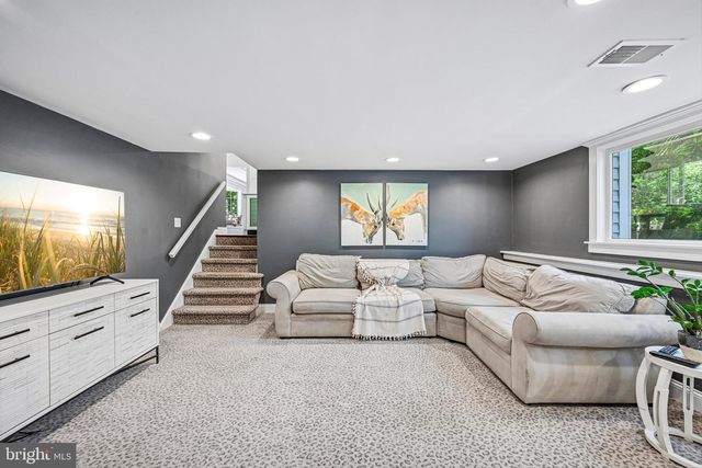 109 GLENWOOD RD, Haddonfield, NJ 08033