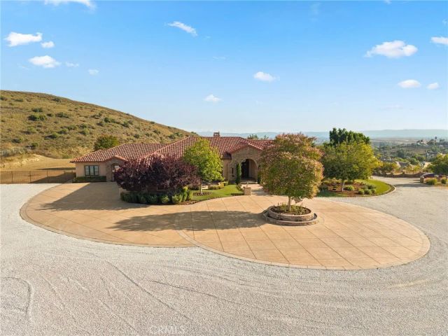 10727 W Stallion Ranch Road, Shadow Hills, CA 91040