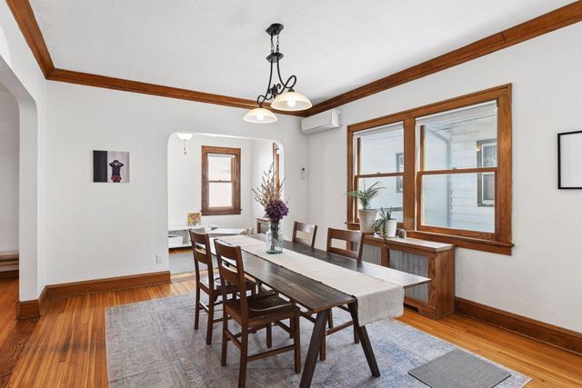 943 Wakefield Avenue, Saint Paul, MN 55106