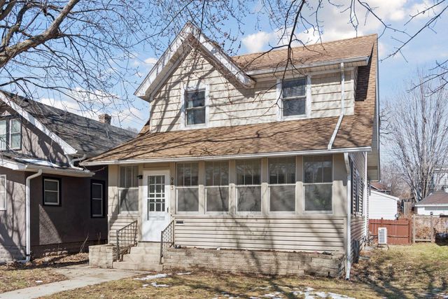 943 Wakefield Avenue, Saint Paul, MN 55106