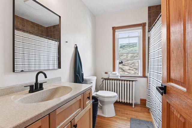 943 Wakefield Avenue, Saint Paul, MN 55106