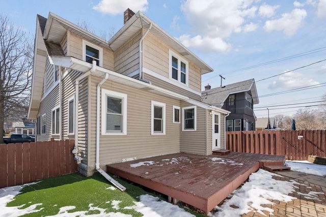 943 Wakefield Avenue, Saint Paul, MN 55106