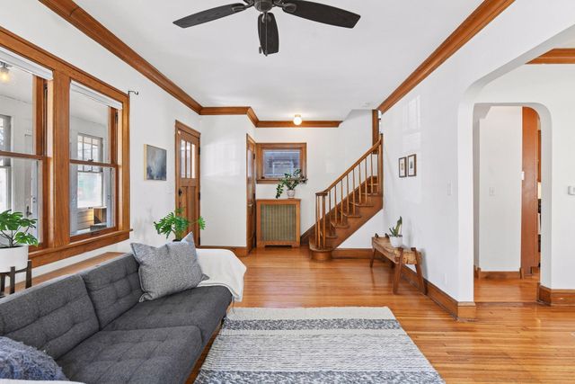 943 Wakefield Avenue, Saint Paul, MN 55106