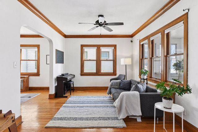 943 Wakefield Avenue, Saint Paul, MN 55106