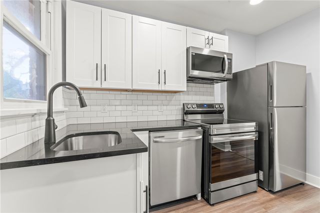 433 Green St, Munhall, PA 15120