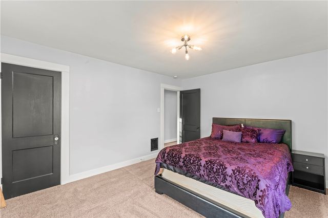 433 Green St, Munhall, PA 15120