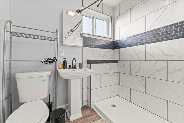 433 Green St, Munhall, PA 15120