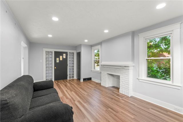 433 Green St, Munhall, PA 15120