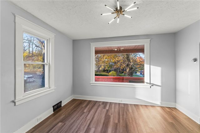 433 Green St, Munhall, PA 15120