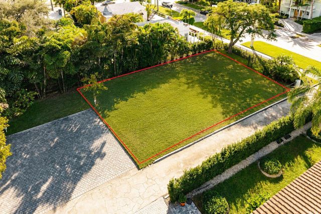 215 N Swinton Avenue, Delray Beach, FL 33444