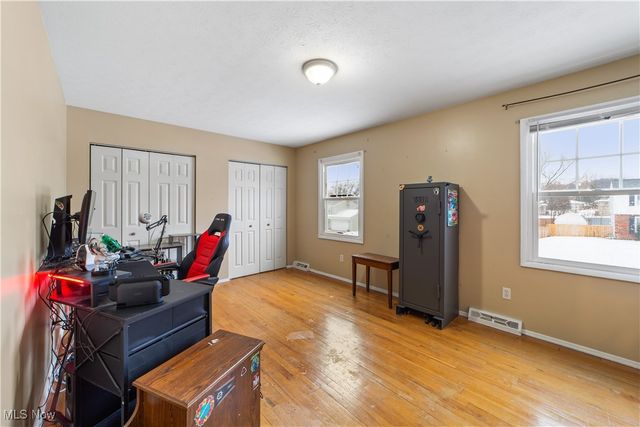 1920 David Avenue, Parma, OH 44134