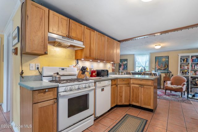 21 Lancaster Street, Cherry Valley, NY 13320