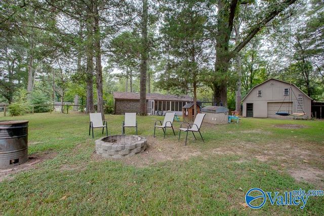 52 N Timber Gap Circle, Hartselle, AL 35640