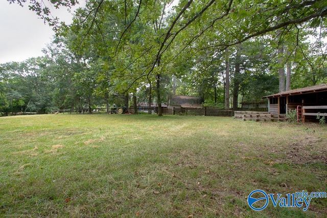52 N Timber Gap Circle, Hartselle, AL 35640