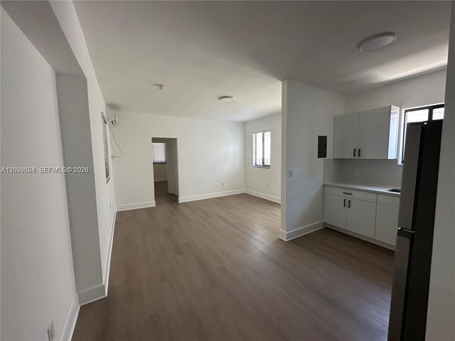 411 SW 18th Road Rear, Miami, FL 33129