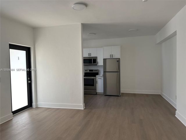 411 SW 18th Road Rear, Miami, FL 33129
