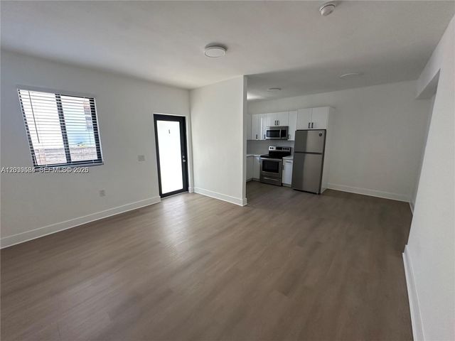 411 SW 18th Road Rear, Miami, FL 33129