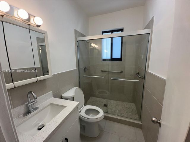 411 SW 18th Road Rear, Miami, FL 33129