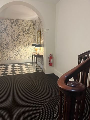 57 Mount Vernon St G2, Boston, MA 02108