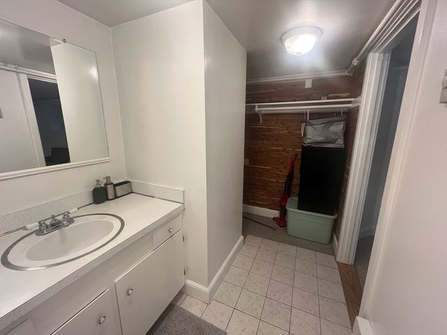 57 Mount Vernon St G2, Boston, MA 02108