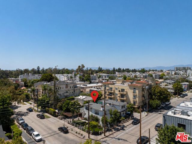 11241 Peach Grove Street, North Hollywood, CA 91601